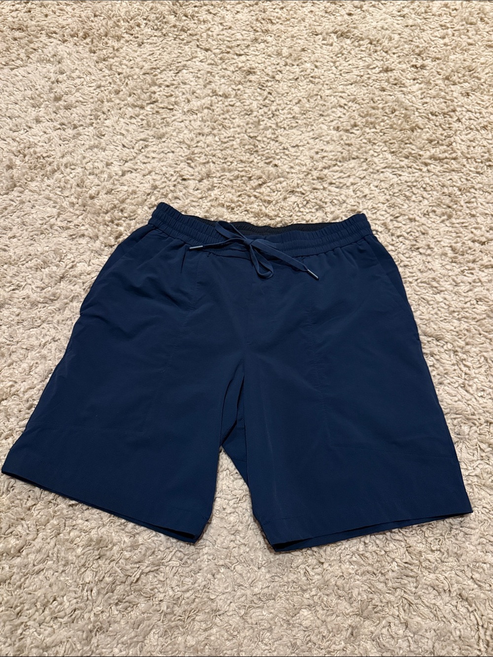 Lululemon Men's Drawstring Navy Blue Shorts No Liner 8" Inseam Medium